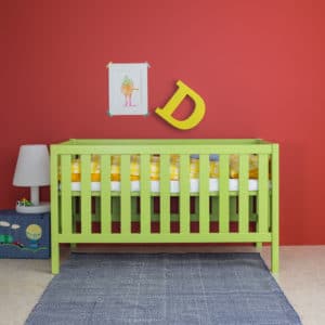 Babybett in lindgrün