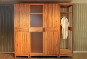 Schlafzimmer Lucca, Schrank in Kernbuche